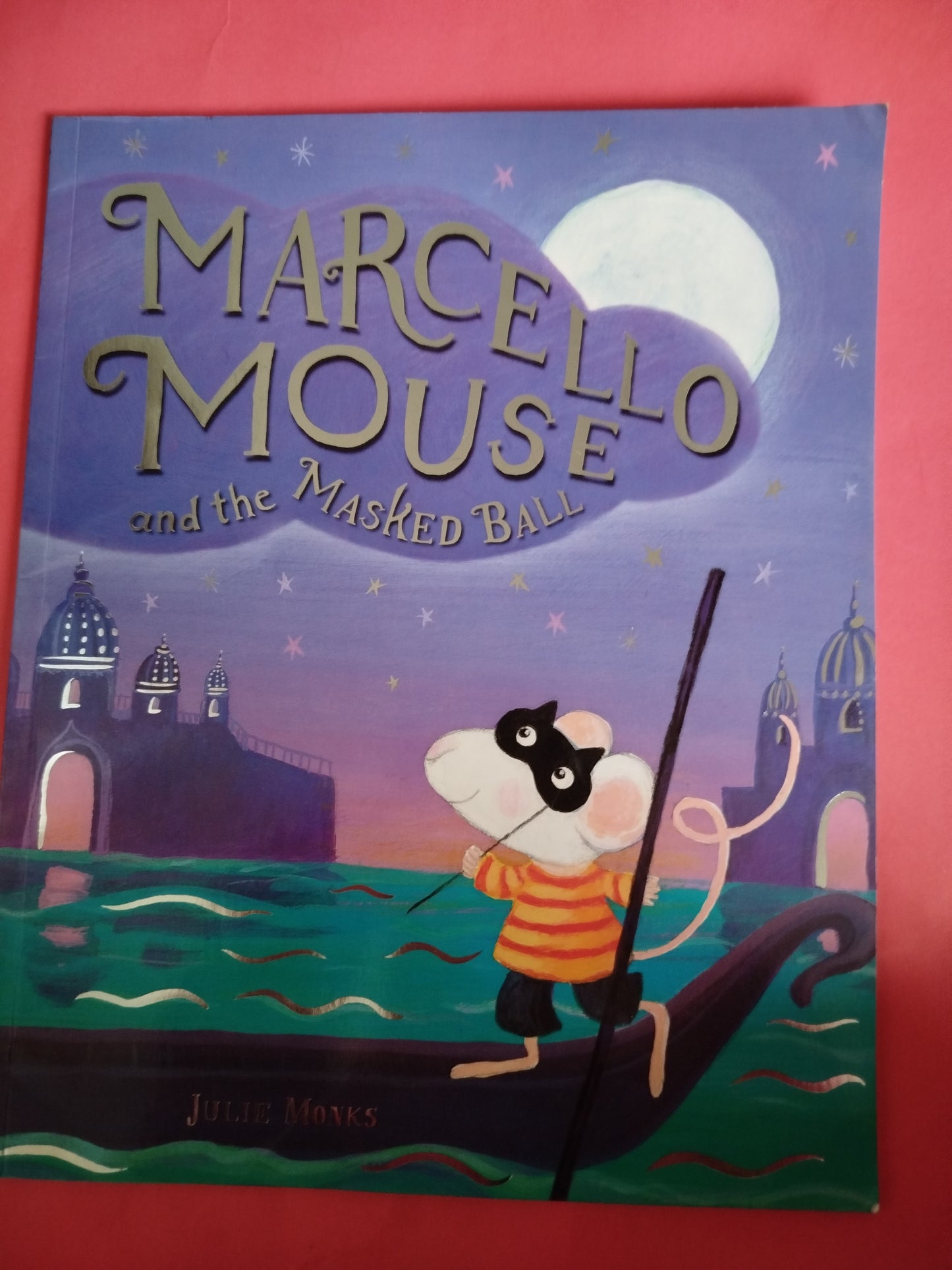 Marcello Mouse and the Masked Ball